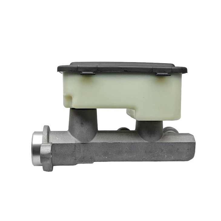 Brake Master Cylinder For CHEVROLET BLAZER 1981-1991 18013435 18008066 18008065 8133316 J8133316 M39413