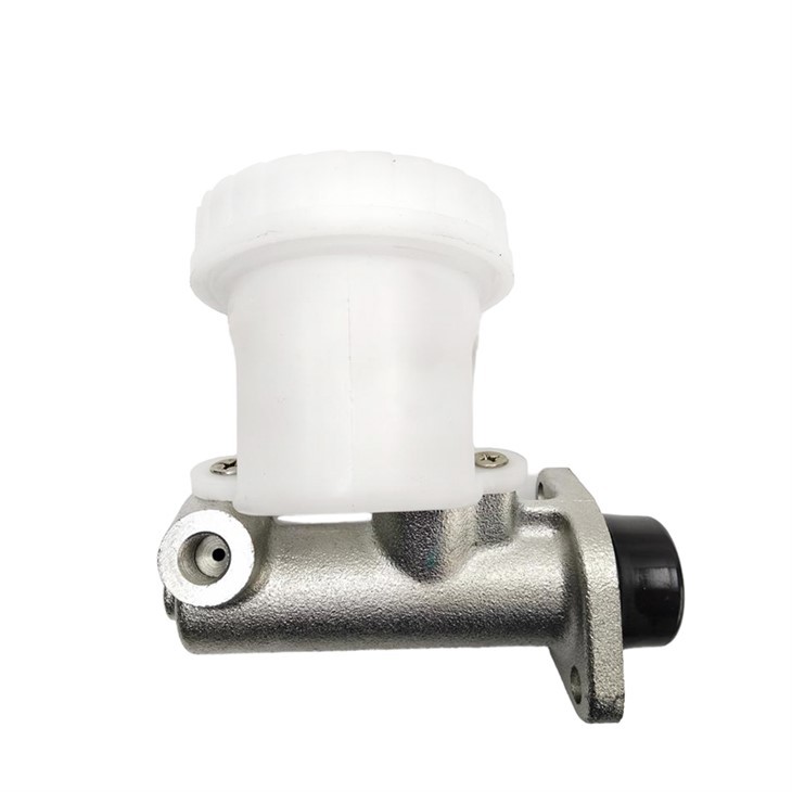 Clutch Master Cylinder For FORD CARGO 8C467A543AA 8C467A543AAN 6132535 T173911