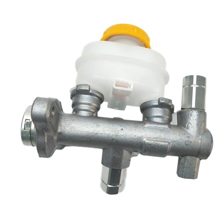 China Brake Master Cylinder For Nissan Sunny Saloon Hatchback